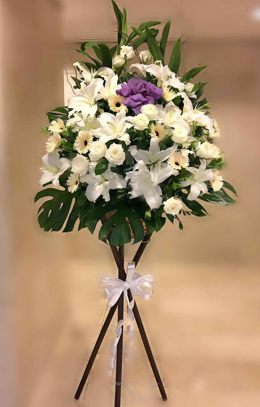 TST Flower Market,Florist HK,HK Flower,Best Hong Kong Flower Shop,Hong Kong Online Order,Free Delivery,funeral flower,funeral flower,funeral wreath,香港花店,網上訂花,周年送花,開張,帛事,花籃,花圈,紅磡,寰宇,世界,萬國,殯儀館,送花,免費送貨