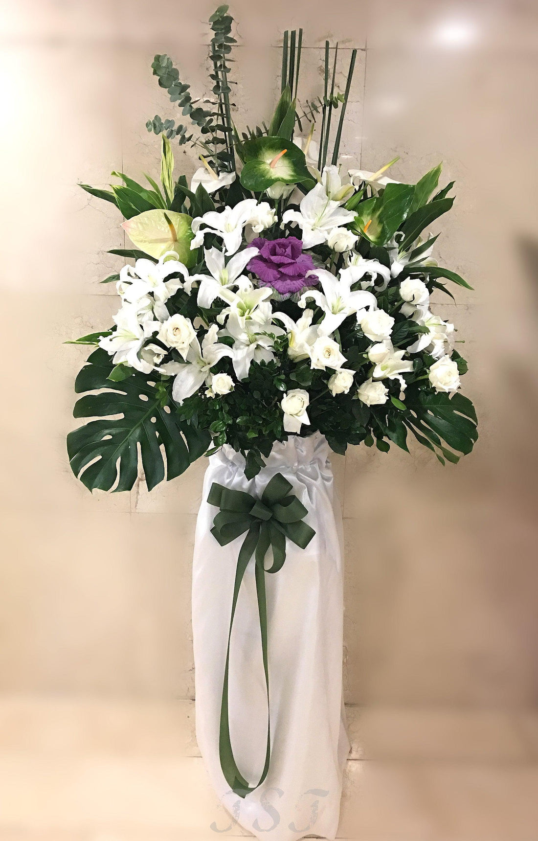 TST Flower Market,Florist HK,HK Flower,Best Hong Kong Flower Shop,Hong Kong Online Order,Free Delivery,funeral flower,funeral flower,funeral wreath,香港花店,網上訂花,周年送花,開張,帛事,花籃,花圈,紅磡,寰宇,世界,萬國,殯儀館,送花,免費送貨